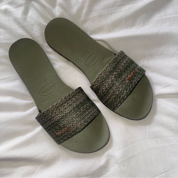 Havaianas You Malta Metallic Sandal Slides in Green/Yucca US 9-10 | EU 39-40 - Picture 2 of 7